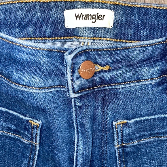 RARE Wrangler Flare Jeans Retro 28 x 32 Flat Pocket~ Rainbow Patch Vintage - Picture 3 of 9